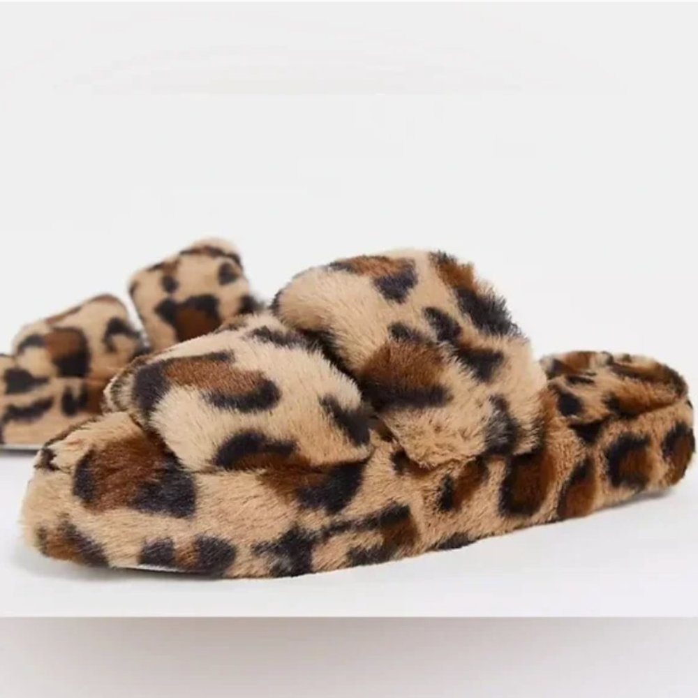 NWT ASOS LEOPARD DOUBLE STRAP SLIPPER